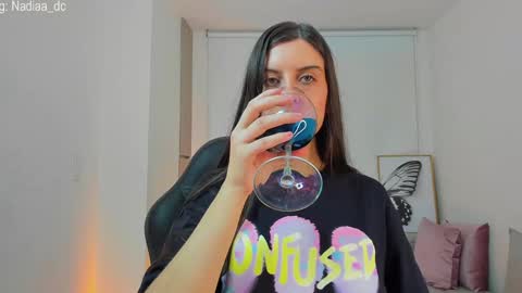 Nadia  INST Nadiaa dc online show from December 12, 2:59 am