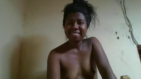 nadiasando online show from December 22, 6:27 pm