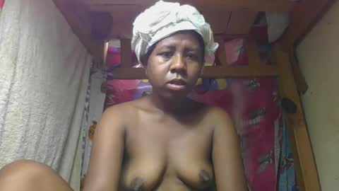 nadiasando online show from January 6, 6:17 am