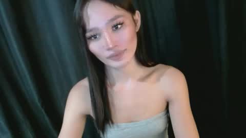 nadiestar online show from December 20, 1:58 am