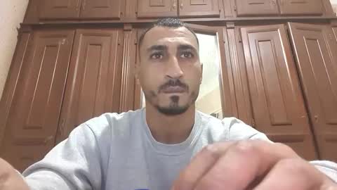 V online show from December 2, 2:45 pm