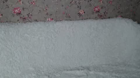 Snapshot of naemiblush chatting on June 18, 4:00 pm Naemi online show from June 18, 4:00 pm