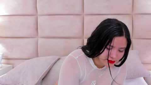 Nahia  online show from October 29, 10:28 am