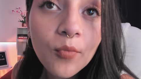 Nahia INDEPENDENT MODEL P online show from March 3, 9:53 pm