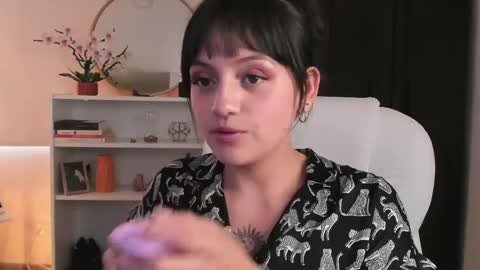 Nahia INDEPENDENT MODEL P online show from May 28, 10:29 pm