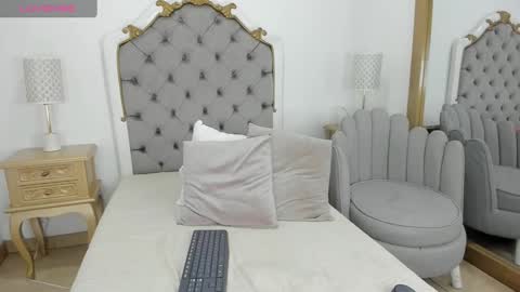 Nahiara online show from December 4, 10:41 pm