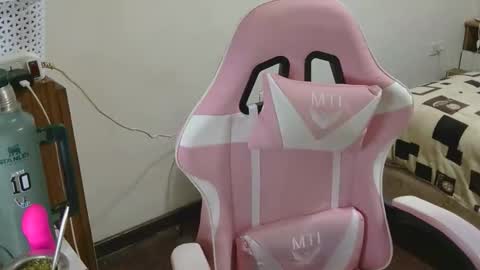 nahiarabiel online show from January 10, 3:25 pm