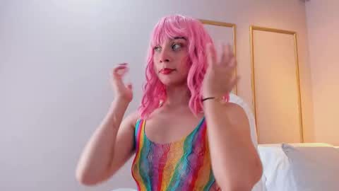 Nahimi online show from February 9, 7:40 pm