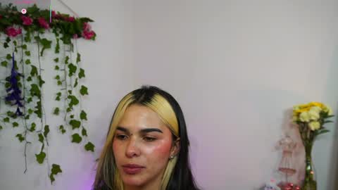 Naho  Sigueme en mis Redes Sociales Follow me on my social networks online show from April 30, 1:34 am