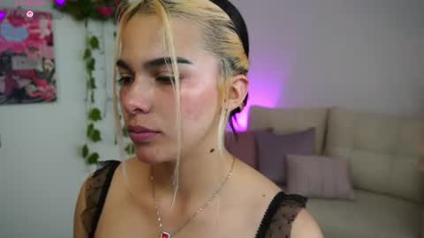 Naho  Sigueme en mis Redes Sociales Follow me on my social networks online show from June 13, 4:49 pm