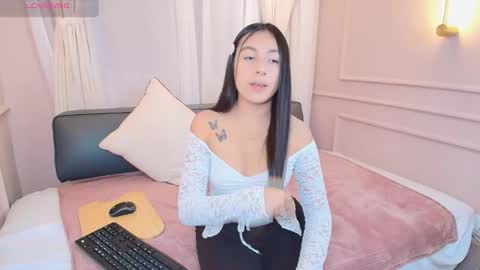 Nahomi online show from November 12, 8:08 pm