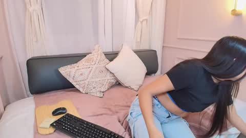 Nahomi online show from November 15, 7:54 pm