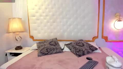 Nahomi online show from December 1, 7:52 pm