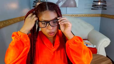 Snapshot of nahomi_tyler chatting on November 1, 10:23 pm Nahomy online show from November 1, 10:23 pm