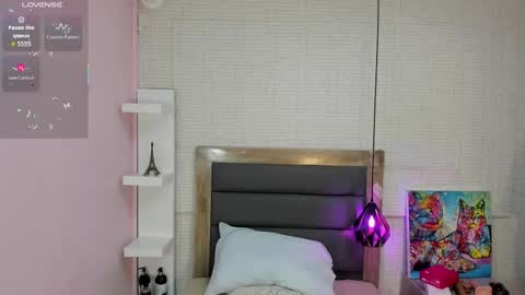   SHELBY   online show from November 25, 12:05 pm