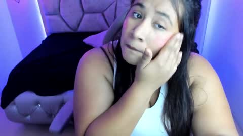 Snapshot of naia_karter chatting on January 16, 6:37 pm online show from January 16, 6:37 pm