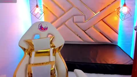 Snapshot of naia_karter chatting on January 19, 11:10 pm online show from January 19, 11:10 pm