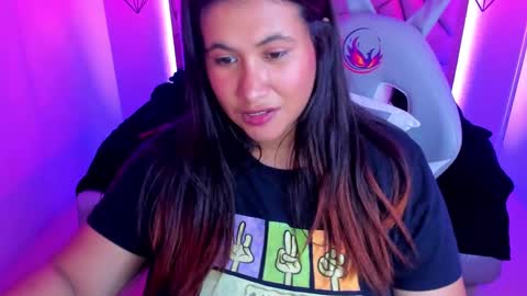 Snapshot of naia_karter chatting on January 29, 10:01 pm online show from January 29, 10:01 pm