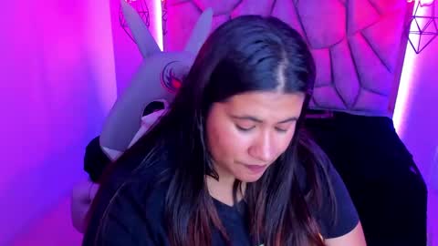 Snapshot of naia_karter chatting on January 30, 1:11 am online show from January 30, 1:11 am