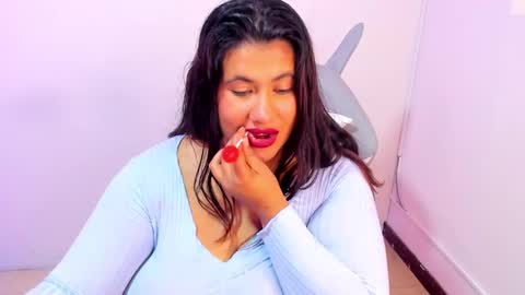 Snapshot of naia_karter chatting on February 16, 7:26 am online show from February 16, 7:26 am