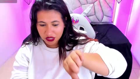 Snapshot of naia_karter chatting on March 2, 1:26 am online show from March 2, 1:26 am