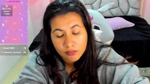 Snapshot of naia_karter chatting on March 9, 7:23 am online show from March 9, 7:23 am