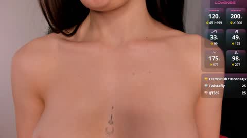 Snapshot of naiamo chatting on December 29, 8:11 am Sonny online show from December 29, 8:11 am