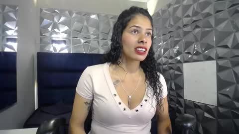 Snapshot of nairobi8 chatting on September 27, 5:51 pm nairobi8 online show from September 27, 5:51 pm