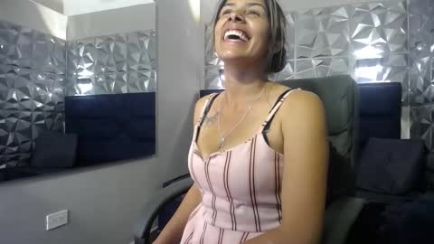 Snapshot of nairobi8 chatting on December 17, 9:21 pm nairobi8 online show from December 17, 9:21 pm