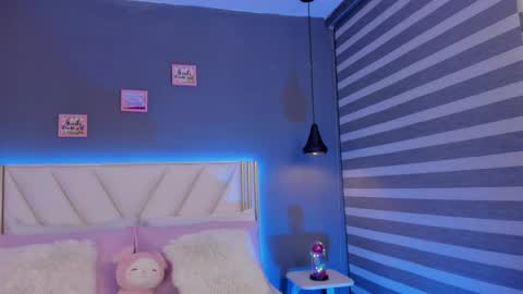 Naisha Ford online show from April 21, 3:02 am