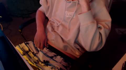 Drew online show from September 15, 3:39 am