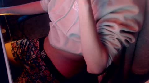 Drew online show from October 12, 3:16 am