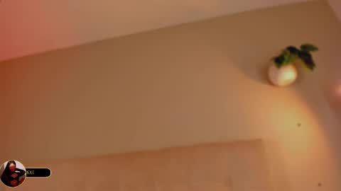 INSTAGRAM  m2221     online show from April 1, 1:41 pm