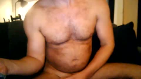 Snapshot of naked_dude25 chatting on February 8, 6:54 am naked_dude25 online show from February 8, 6:54 am