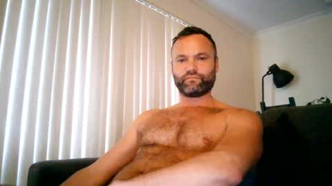 Snapshot of naked_dude25 chatting on February 14, 1:13 am naked_dude25 online show from February 14, 1:13 am