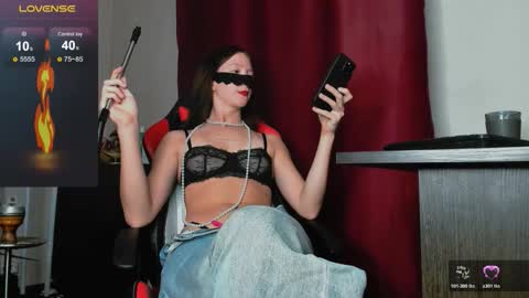 Asy no face  online show from November 18, 11:36 am