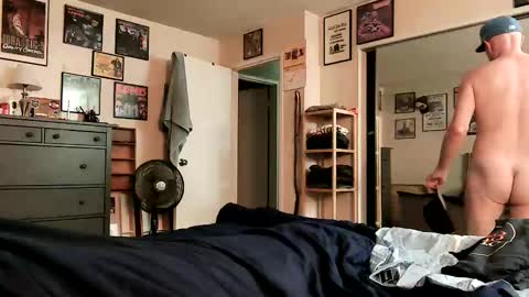 nakedmonkey online show from October 28, 7:49 pm