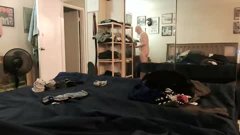 nakedmonkey online show from March 22, 9:18 pm