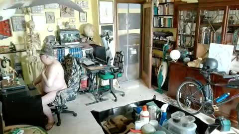 Naked Naturist online show from April 14, 8:20 am