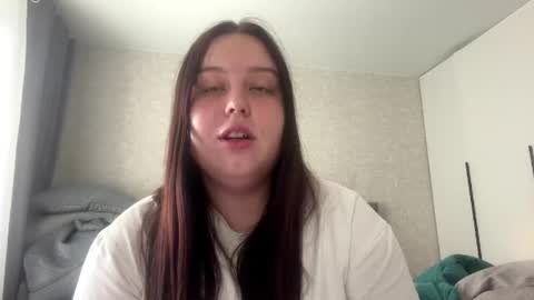 Snapshot of nakiaferandez chatting on August 4, 8:50 am Emma online show from August 4, 8:50 am