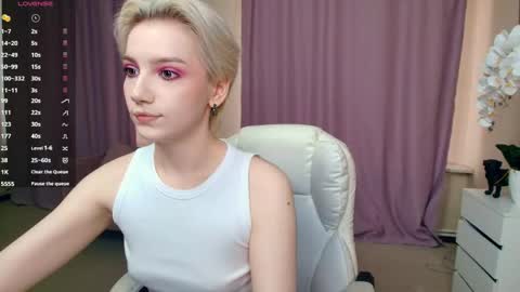 Kate online show from April 23, 10:36 am