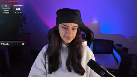 nala_saphir online show from December 18, 8:09 am