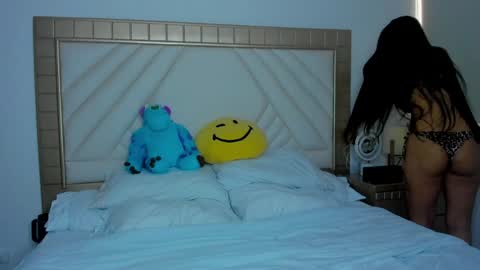 Snapshot of nalah_gomez_ chatting on January 3, 2:30 pm Nalah online show from January 3, 2:30 pm