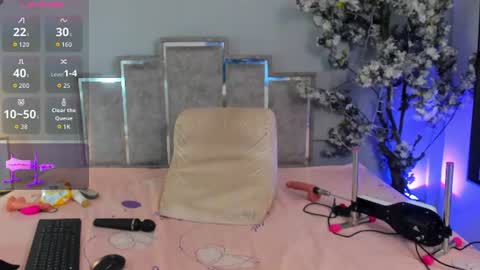 nalapalmer online show from July 21, 7:49 pm