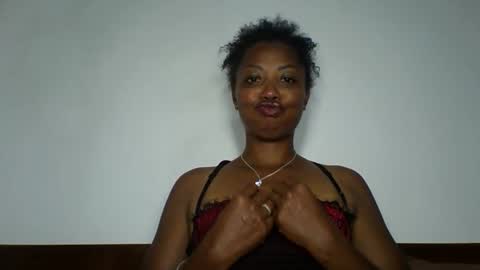 Snapshot of nalinah86 chatting on February 21, 7:04 pm nalinah86 online show from February 21, 7:04 pm
