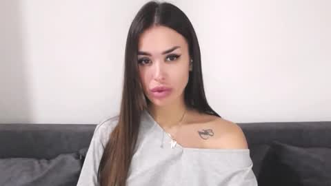 Snapshot of name666999 chatting on December 18, 5:08 pm Lady online show from December 18, 5:08 pm