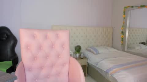 nami_sam online show from December 4, 3:21 pm