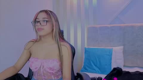 Snapshot of nami_sweet_ chatting on September 30, 3:06 pm nami_sweet_ online show from September 30, 3:06 pm