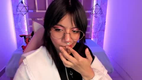 nami_usagi online show from December 12, 2:55 pm