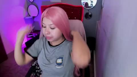 namiko_park online show from February 17, 4:04 pm